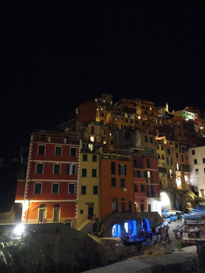 Controvento Al Mare Apartment Riomaggiore Ngoại thất bức ảnh